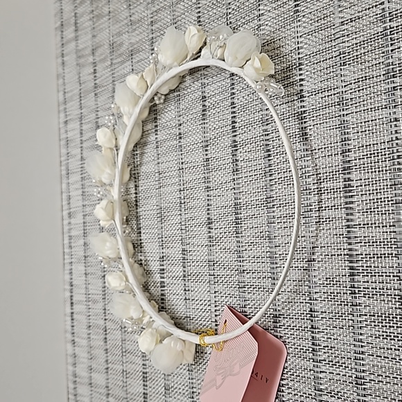 NWT Bridal Headpiece - Picture 4 of 5